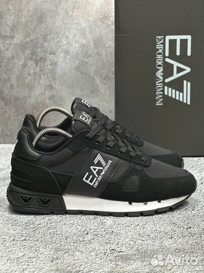 Кроссовки Armani