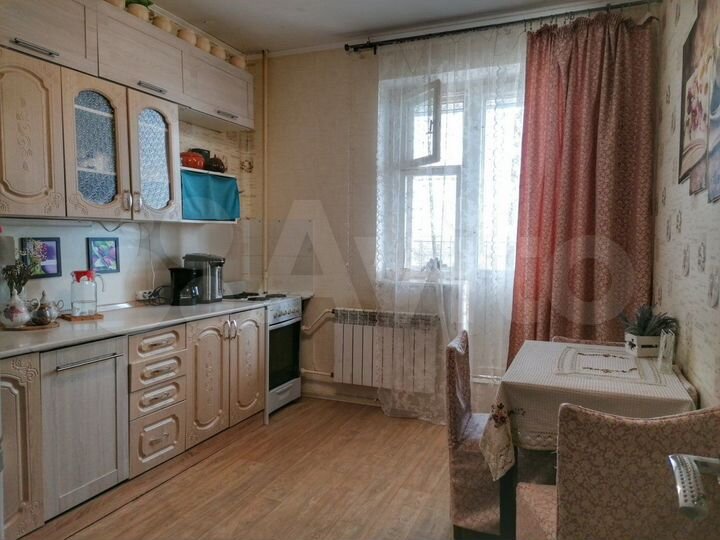 3-к. квартира, 76 м², 10/16 эт.