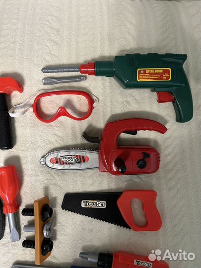 Набор инструментов игрушечный