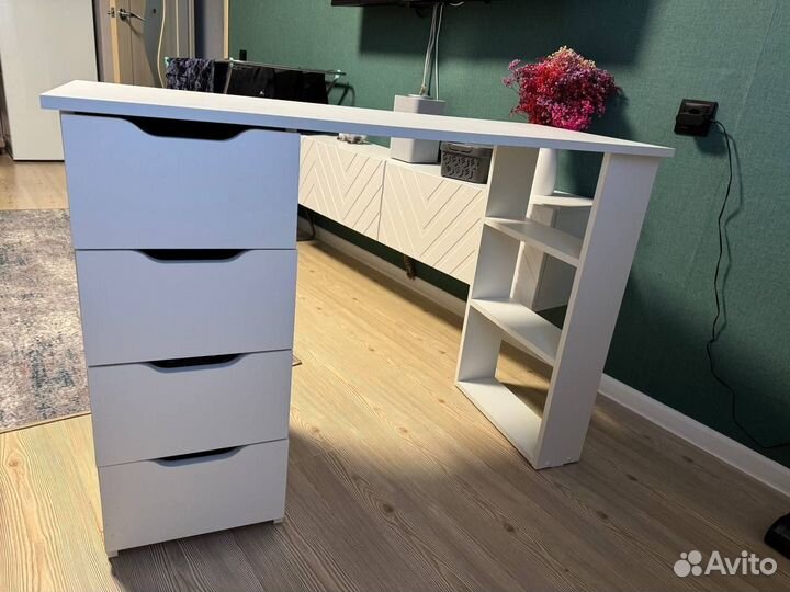 Компьютерный стол