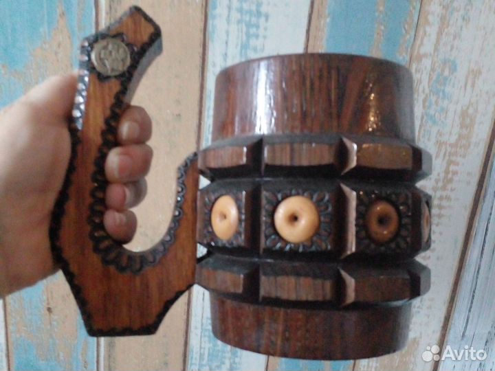 Пивная деревянная кружка