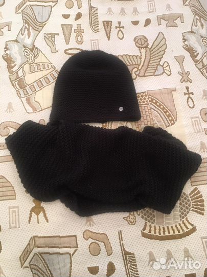 Шапка вязаная зимняя женская со снудом б/у