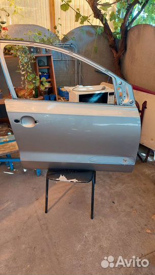 Дверь передняя правая на volkswagen polo седан