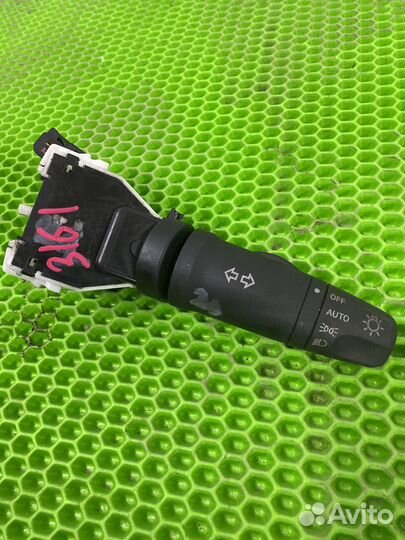 Переключатель поворотов подрулевой Nissan Primera