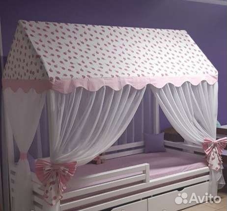 Текстиль для кроватки домика