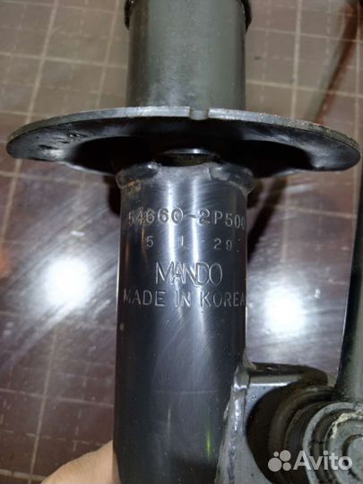 Передние амортизаторы Kia Sorento II