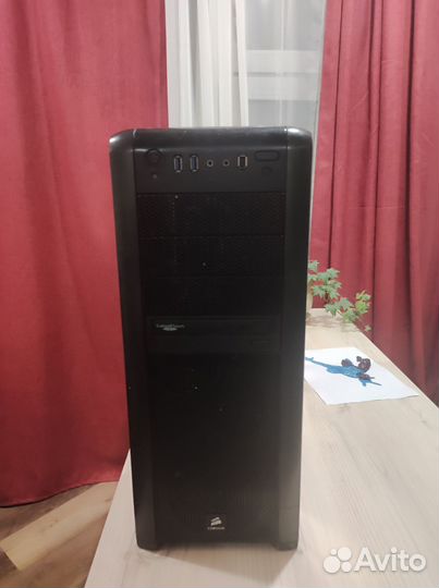 Корпус Corsair 400r