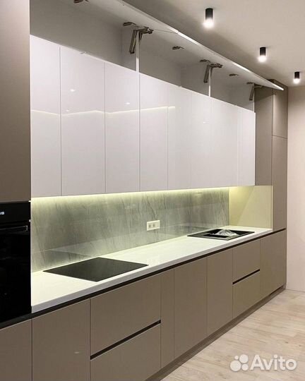 Кухня на заказ современная и функциональная