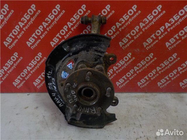 Кулак поворотный передний правый Toyota Rav 4