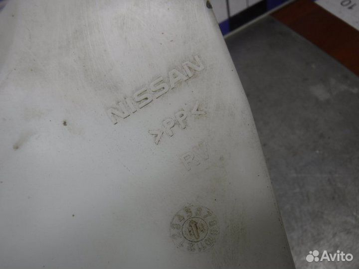 Бачок омывателя Nissan Almera G15 K4M 2014