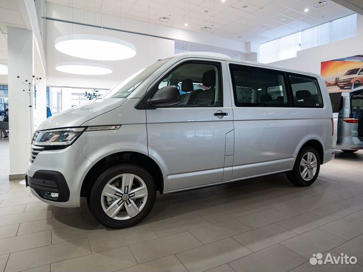 Volkswagen Multivan 2.0 AMT, 2022