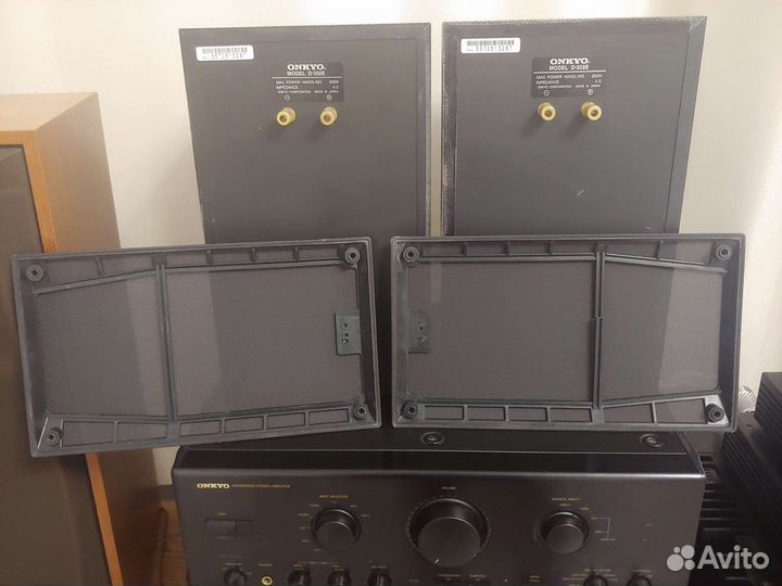Акустические колонки бу Onkyo D 302 E