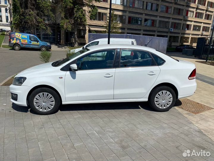 Посуточная аренда автомобиля Volkswagen Polo