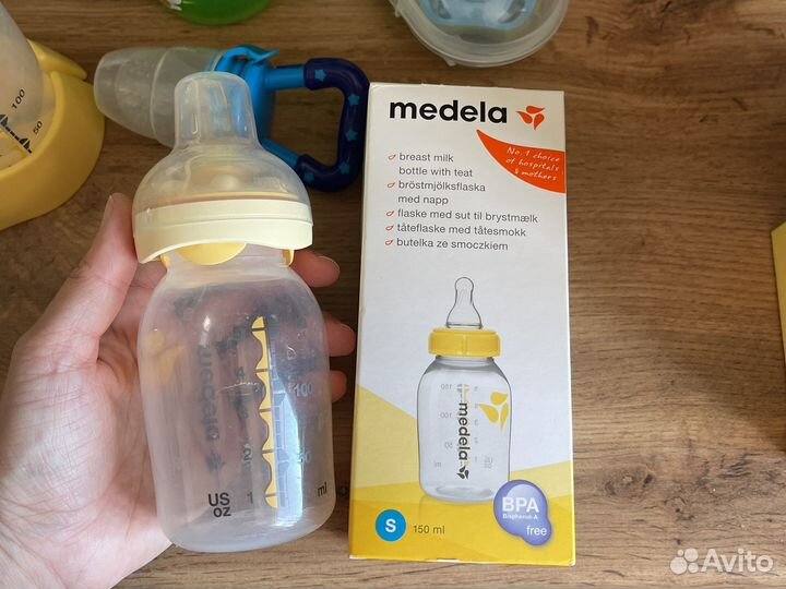 Молокоотсос ручной medela с доп набором