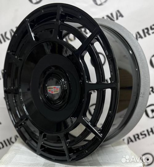 Кованые Диски на Cadillac Кадиллак Escalade R22