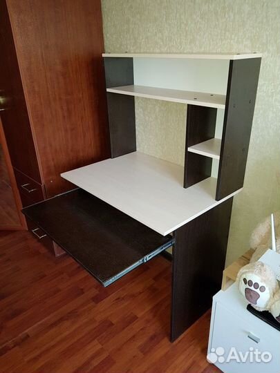 Стол компьютерный 85см