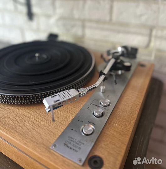 Проигрыватель винила