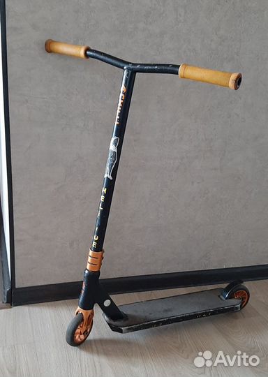 Трюковой самокат Chilli