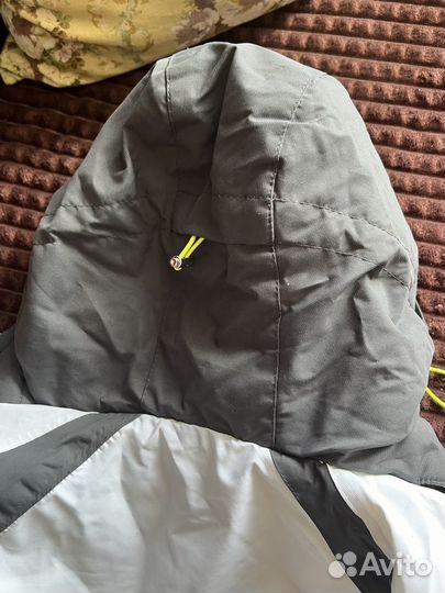 Горнолыжная куртка женская 46-48