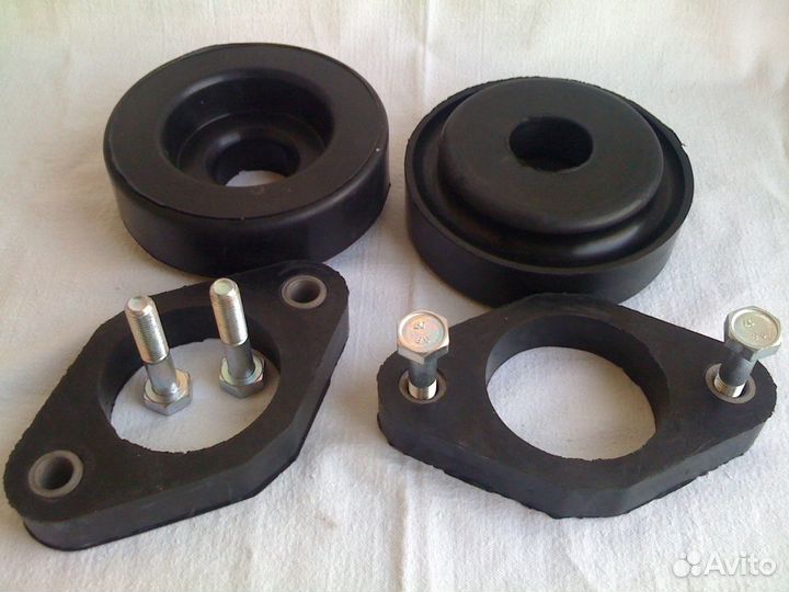 Проставки увеличения клиренса Митсубисши XL, зад