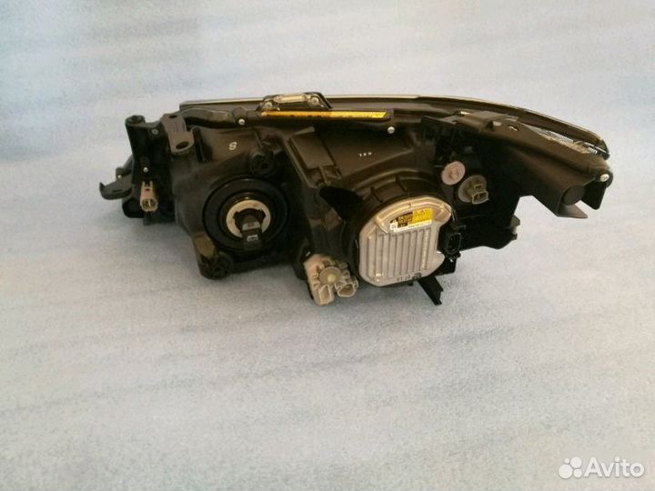 Фара правая Toyota Camry 55