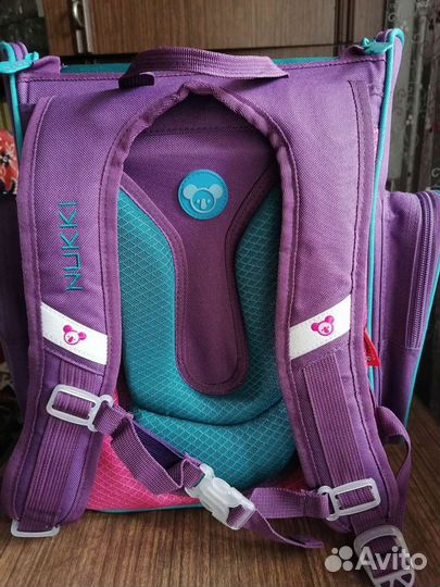 Рюкзак школьный с жёсткой анатомической спинкой