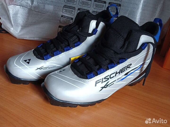 Лыжные ботинки fischer
