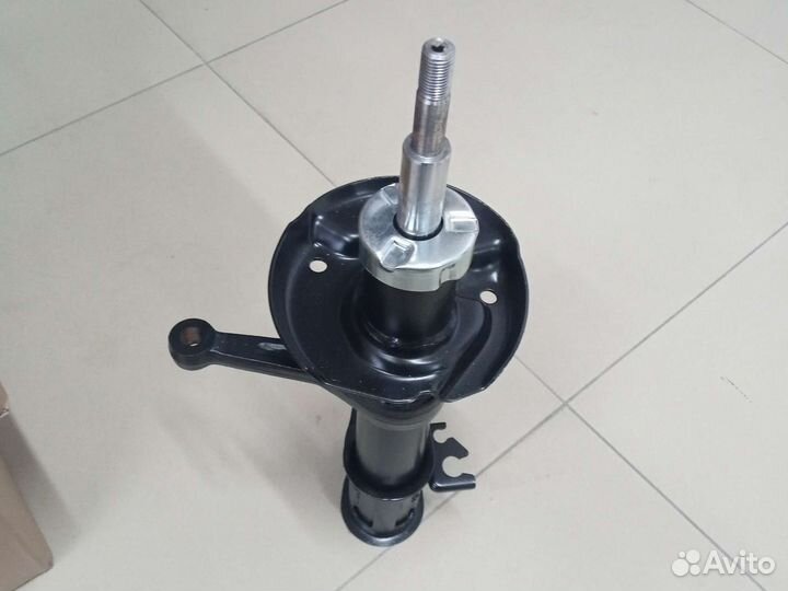 Стойка амортизатора приора 2170 левая