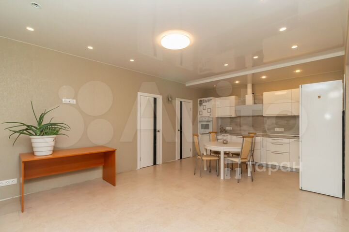 3-к. квартира, 83,3 м², 1/3 эт.