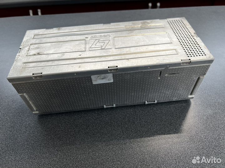 Усилитель BMW Logic 7 E65 дефект