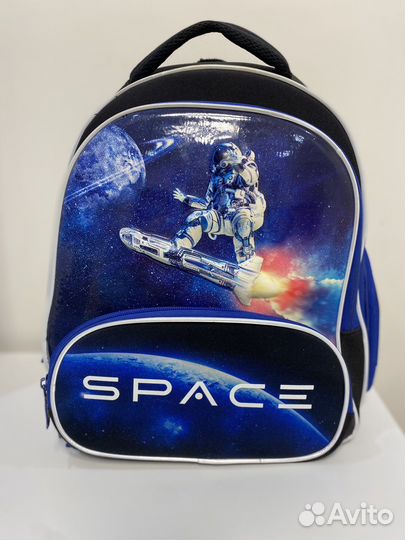 Школьный рюкзак space