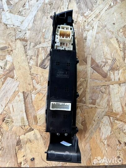 Kia Soul 2 блок управления стеклоподъемниками