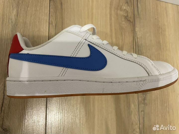 Nike Court Royale low-top