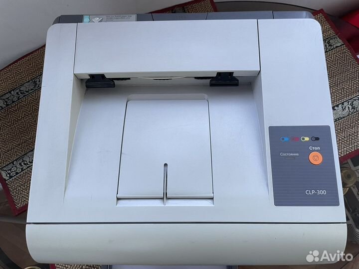 Цветной лазерный принтер Samsung CLP-300