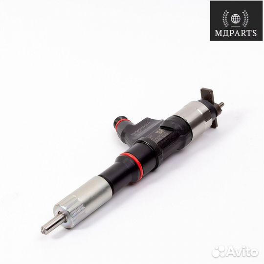 Форсунка топливная Denso 095000-6701