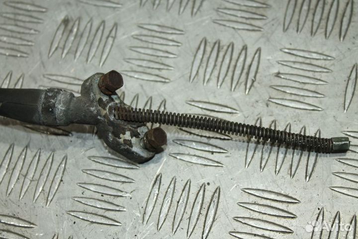 Трос ручника левый Toyota Harrier 1 Lexus RX300