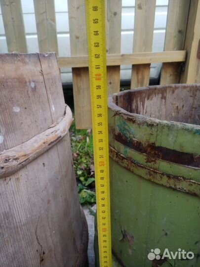 Деревянные кадки старые
