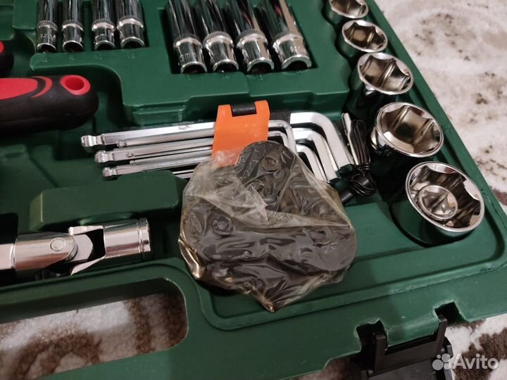 Набор инструментов 121 предмет