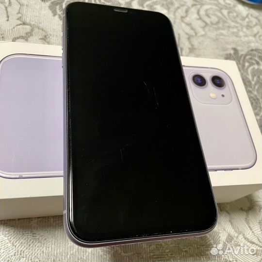 iPhone 11, 64 ГБ
