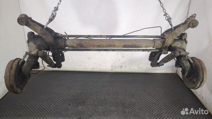 Балка подвески задняя Peugeot Partner, 2001