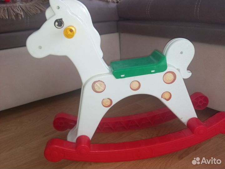 Качалка лошадь