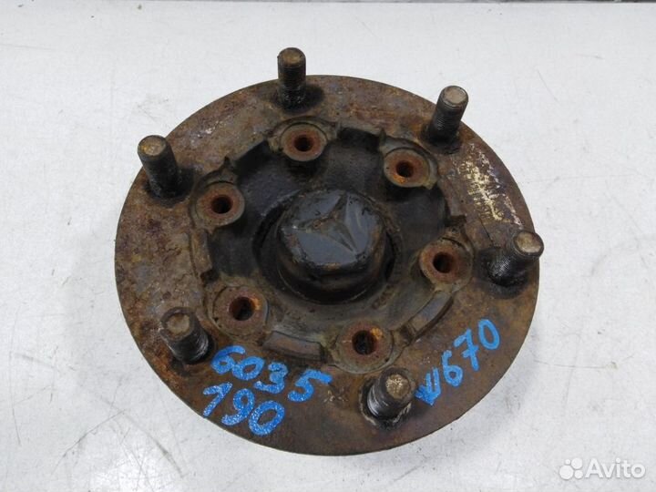 Ступица передняя Мерседес