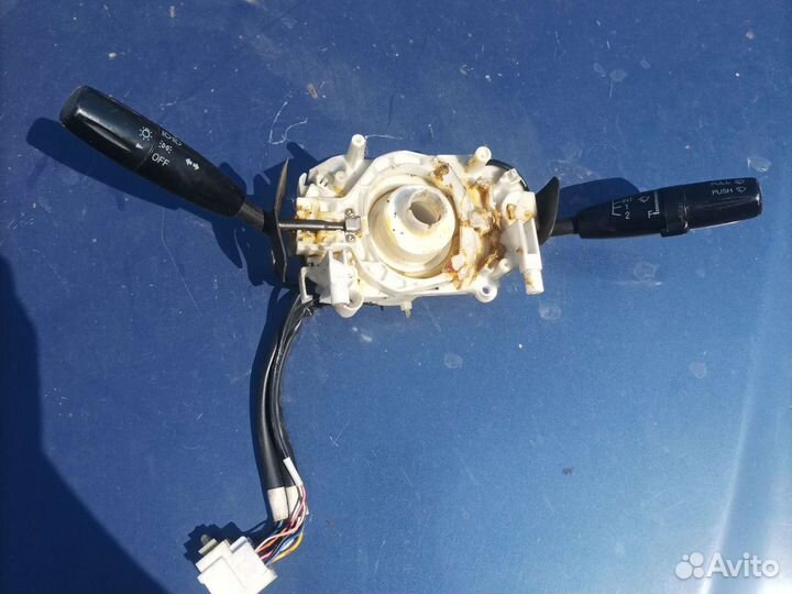 Подрулевой переключатель Kia Sportage 1