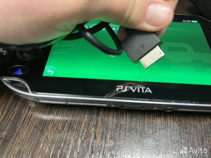 Sony playstation Vita PCH-1004 на доставке