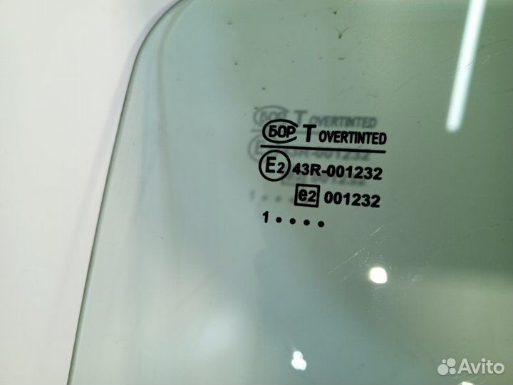 Стекло двери заднее левое LADA Kalina 11183 2011