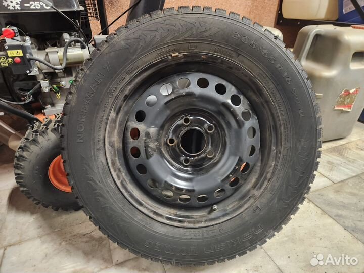 Колеса зимние 205/65 r16