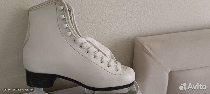Коньки детские 35 размер