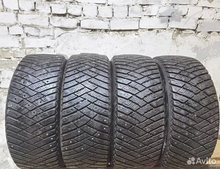 Goodyear Ultragrip Ice Arctic 205/50 R17 94T