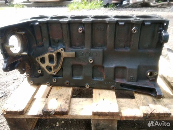 Блок цилиндров М57 бмв е39 Е46 е53 D1