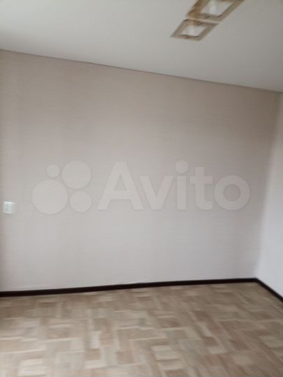 Комната 13 м² в 1-к., 8/10 эт.